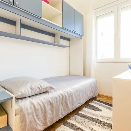 Dajana Apartment *