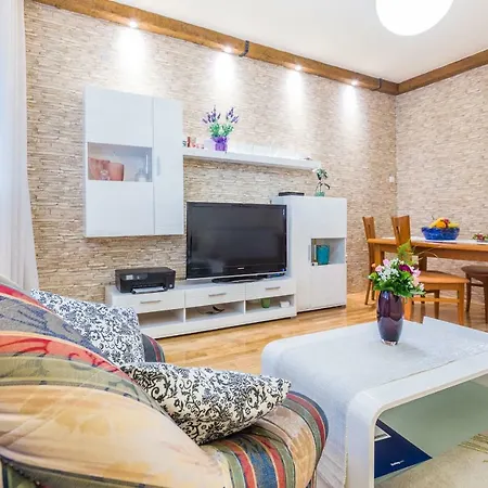 Dajana Apartment